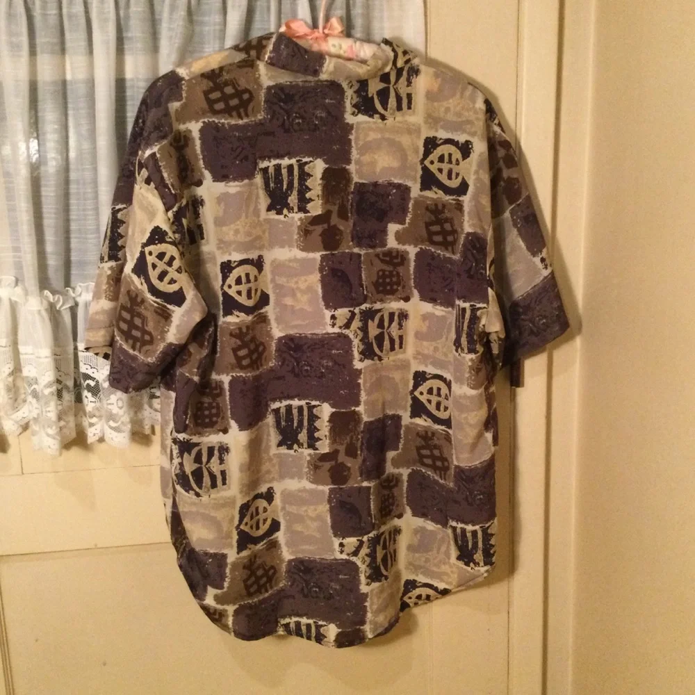 Impressions of California brown and beige pattern Blouse - Picture 3 of 7